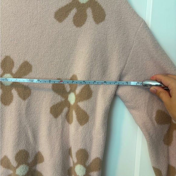 Pink Floral Patterned Jacket - Picture 3 of 4